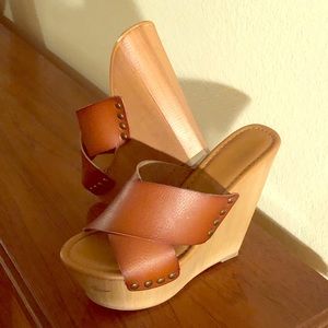 Mossino leather slide wedge sandals
